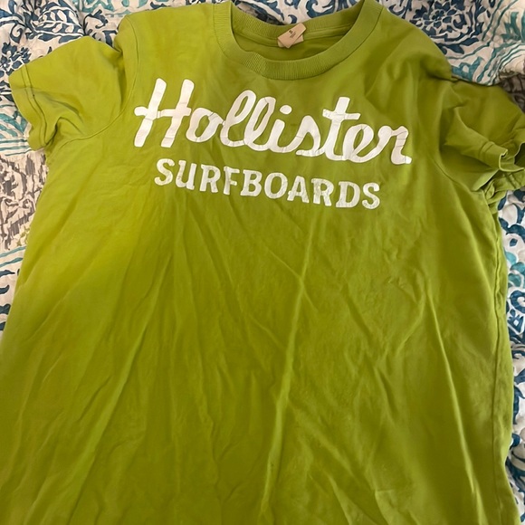 Hollister tshirt - Picture 1 of 2